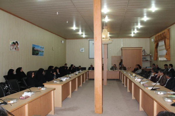 جلسه هم اندیشی اساتید دانشگاه فرهنگیان در خصوص ارتقای کیفیت آموزشی و فرهنگی