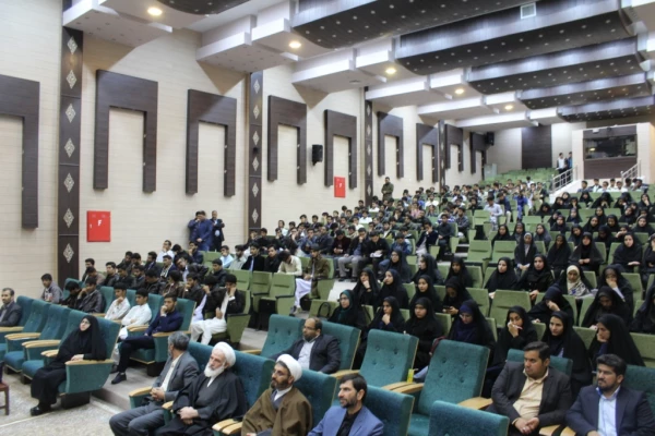 نشست موضوعی نماز با سخنرانی آیت الله سلیمانی