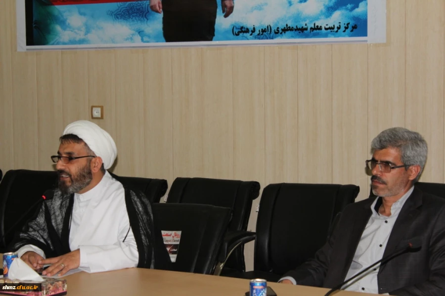 دیدار همکاران پردیس های شهید مطهری، رسالت و مدیریت استانی با مسئول محترم دفتر نهاد رهبری و مسئولین دانشگاه فرهنگیان استان