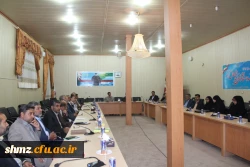 جلسه هم اندیشی اساتیدهیات علمی دانشگاه فرهنگیان استان با اعضاء شورای معاونین ومدیر کل آموزش وپرورش استان