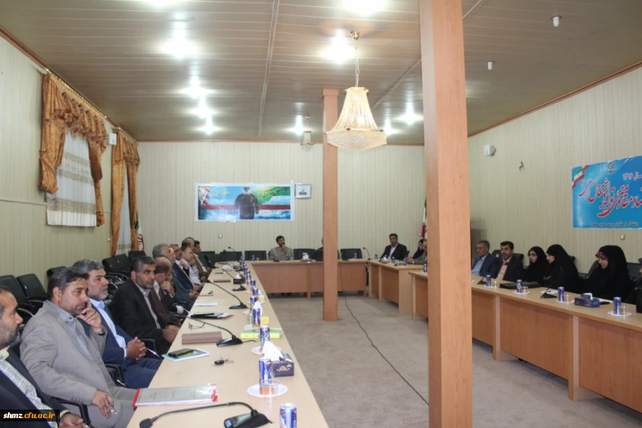 جلسه هم اندیشی اساتیدهیات علمی دانشگاه فرهنگیان استان با اعضاء شورای معاونین ومدیر کل آموزش وپرورش استان