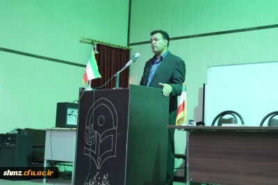 جلسه توجیهی با حضور مسئولین پردیس برای دانشجویان جدیدالورود 96