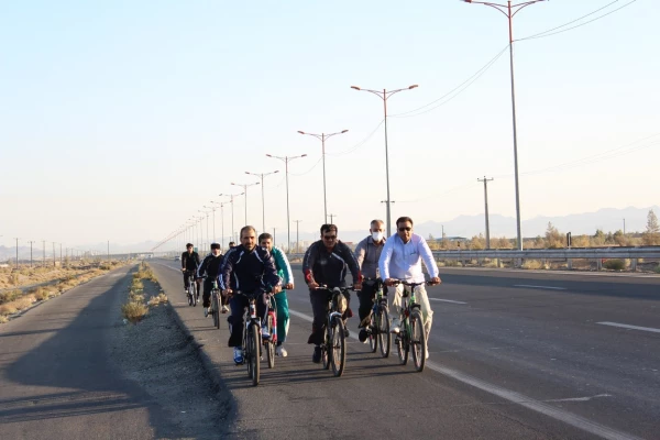همایش دوچرخه سواری اساتید و کارکنان پردیس شهید مطهری  به مناسبت هفته تربیت بدنی 4