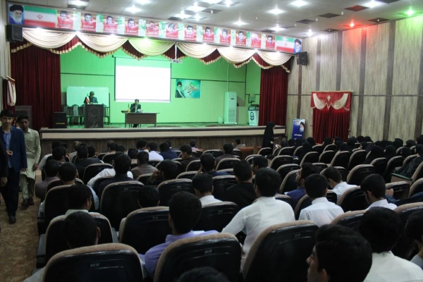 نشست تخصصی و علمی یادگیری سیار و مادام العمر با ارائه الگوی آموزش نوین 3