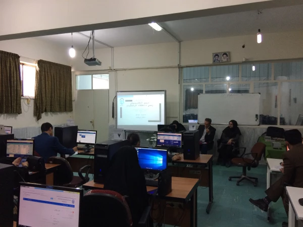 کارگاه توجیهی دروس الکترونیکی ویژه اساتید و دانشجو معلمان 