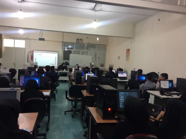 کارگاه توجیهی دروس الکترونیکی ویژه اساتید و دانشجو معلمان 