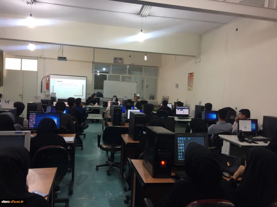 کارگاه توجیهی دروس الکترونیکی ویژه اساتید و دانشجو معلمان 