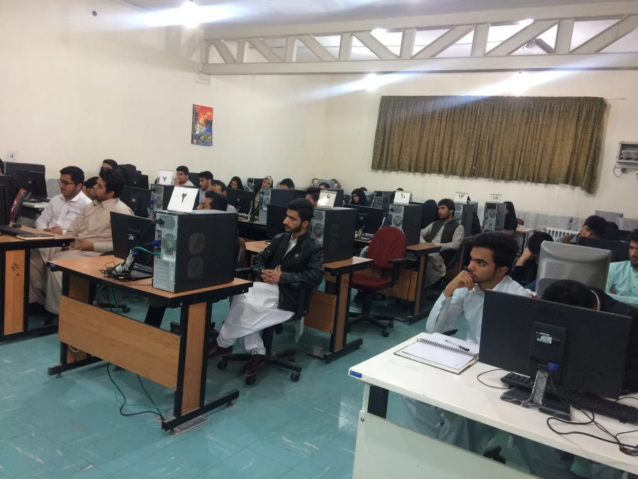 کارگاه توجیهی دروس الکترونیکی ویژه اساتید و دانشجو معلمان 