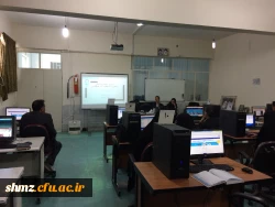 کارگاه توجیهی دروس الکترونیکی ویژه اساتید و دانشجو معلمان 