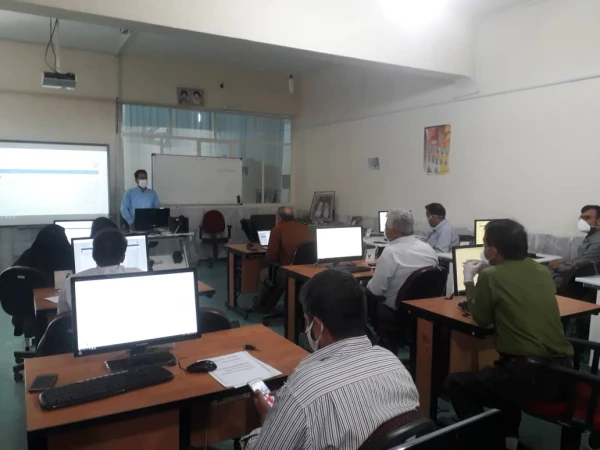 کارگاه آموزش سامانه یادگیری الکترونیکی  ویژه مدیران گروه های آموزشی، اساتید و کارشناس حوزه آموزش مورخ 1399/02/17 