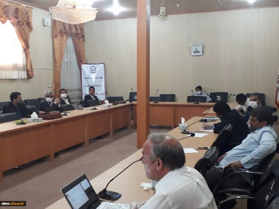 برگزاری جلسات گروه های آموزشی در خصوص  چگونگی برگزاری امتحانات پایان ترم 